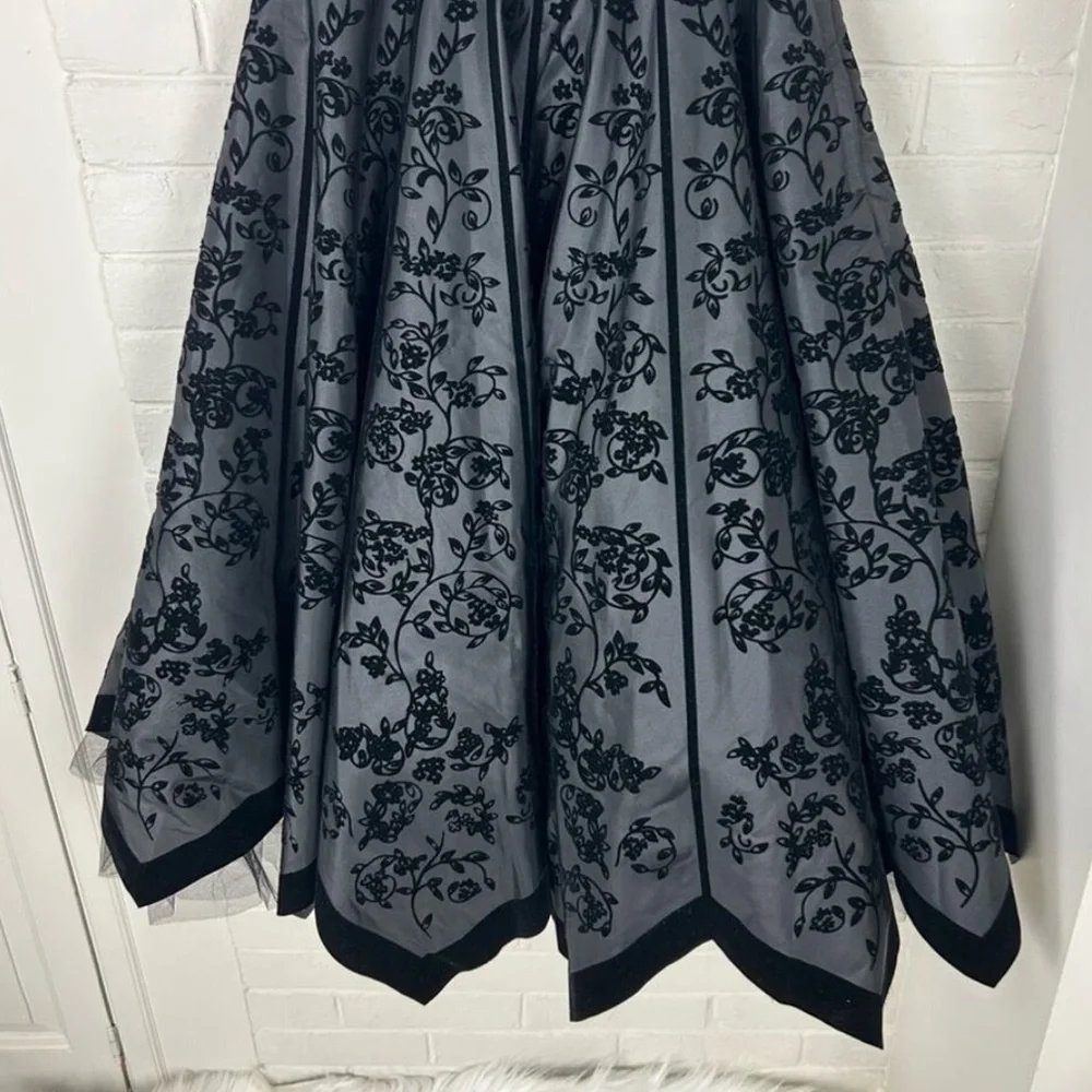 Rare Vintage Betsey Johnson Strapless Gray w/Black Velvet Trim Witchy Goth Dress - Picture 12 of 15